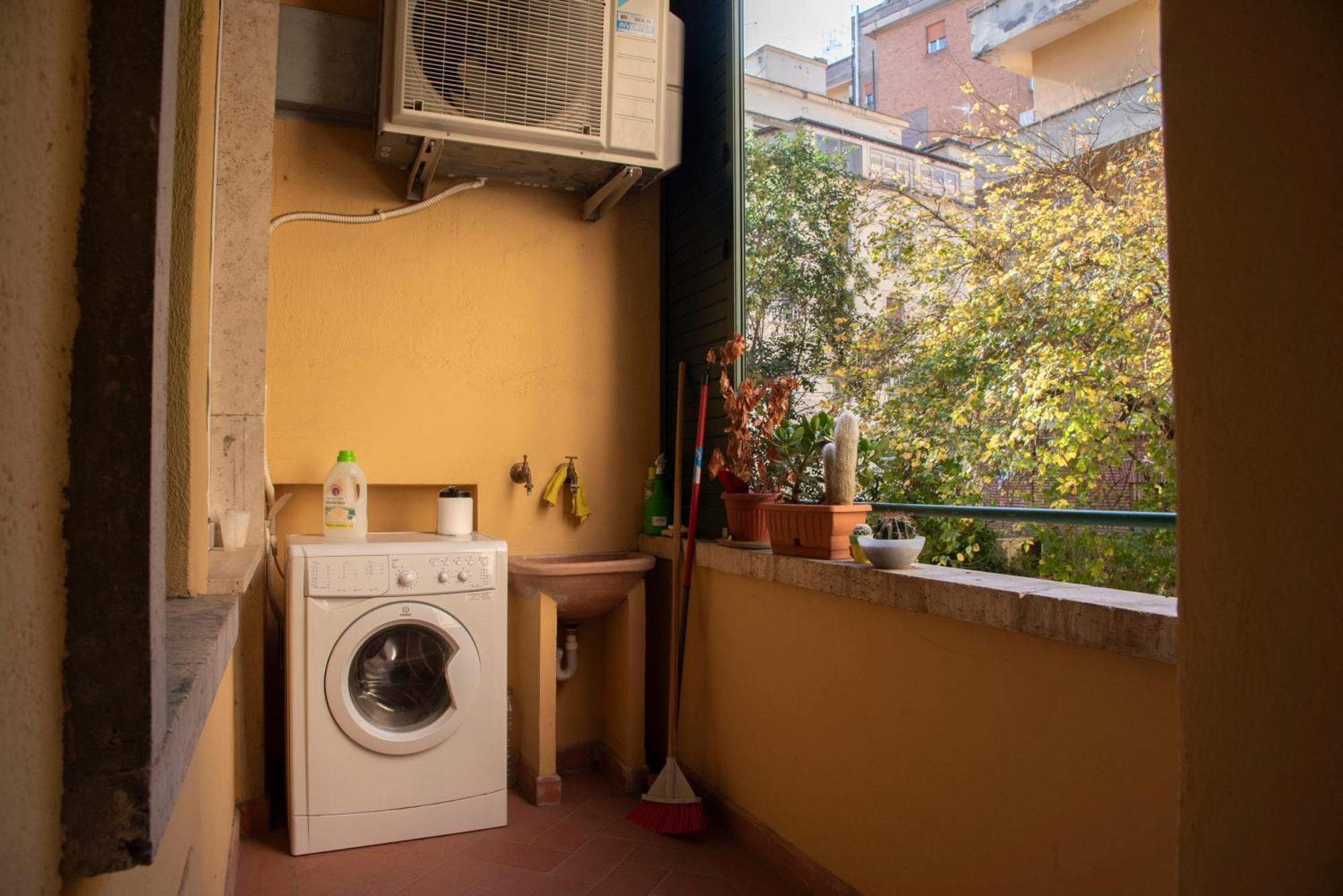 Piazzabolognastay Rom